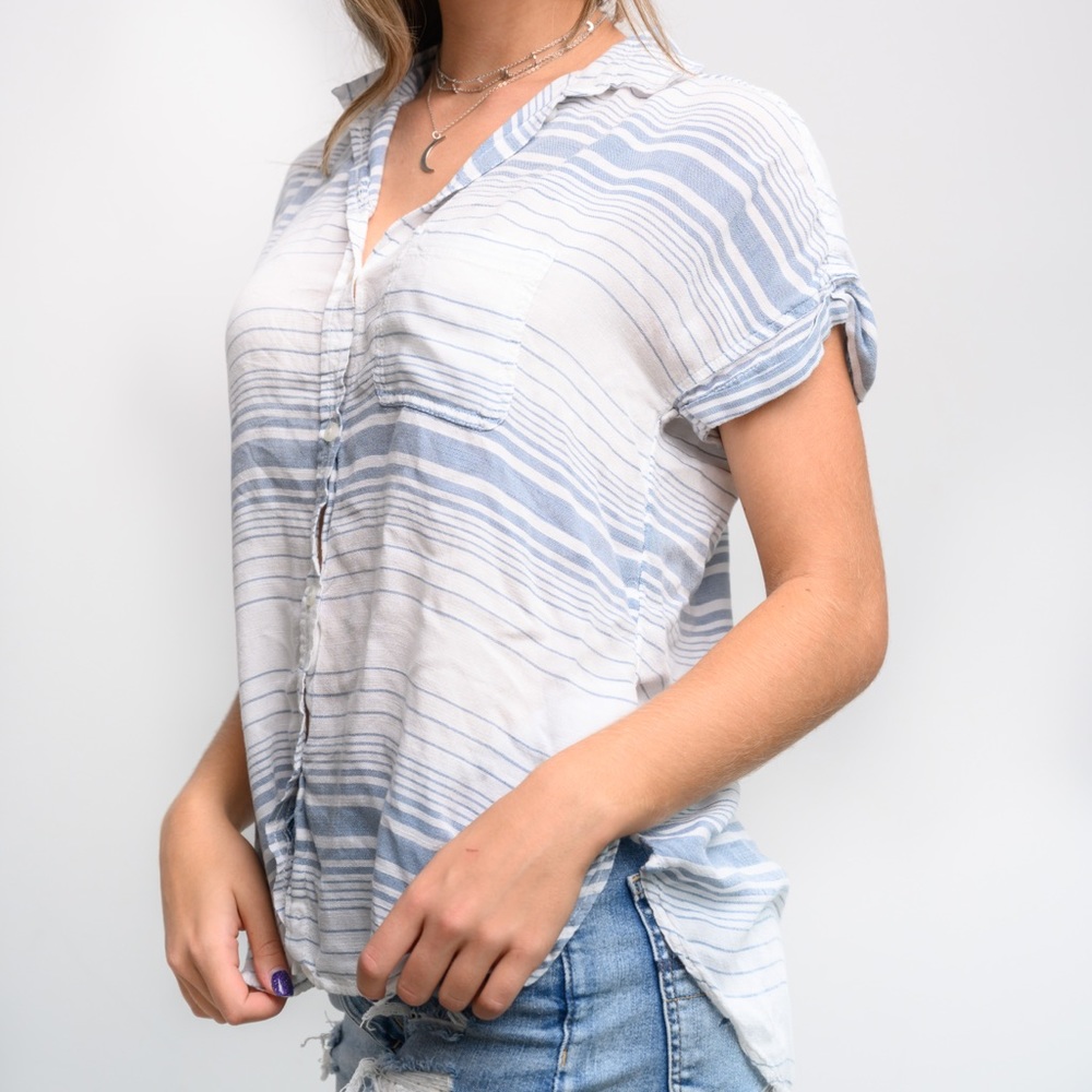 American Eagle Oversized NWOT Button Down Blouse